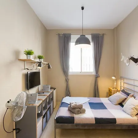 Center Merced Estudios Apartamento Málaga